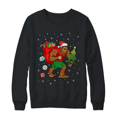 Bigfoot Santa Carrying Christmas Bag Xmas Hat Shirt & Sweatshirt | siriusteestore