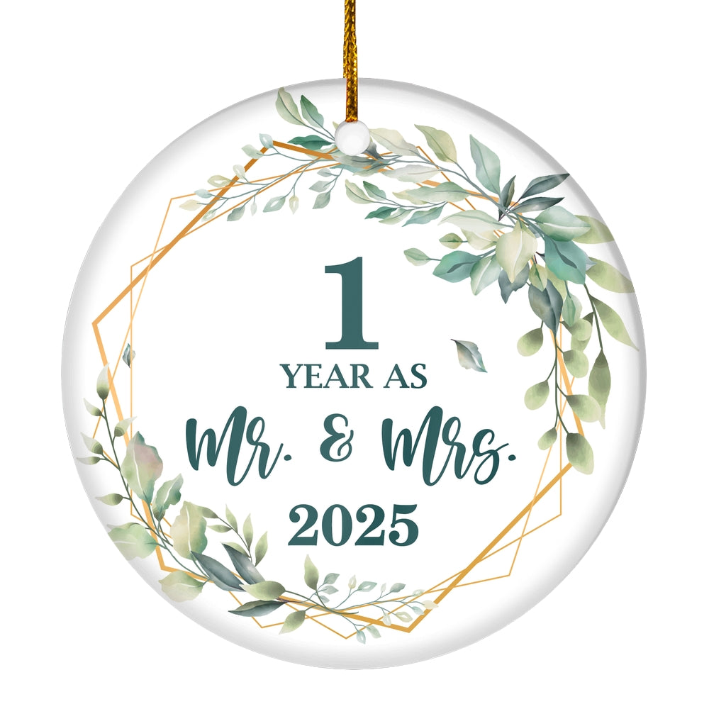 1st Anniversary Wedding Ornament Married 1 Year As Mr and Mrs For Couples Christmas Husband Wife Wedding Gift Holiday Decoration Christmas Tree Ornament | siriusteestore