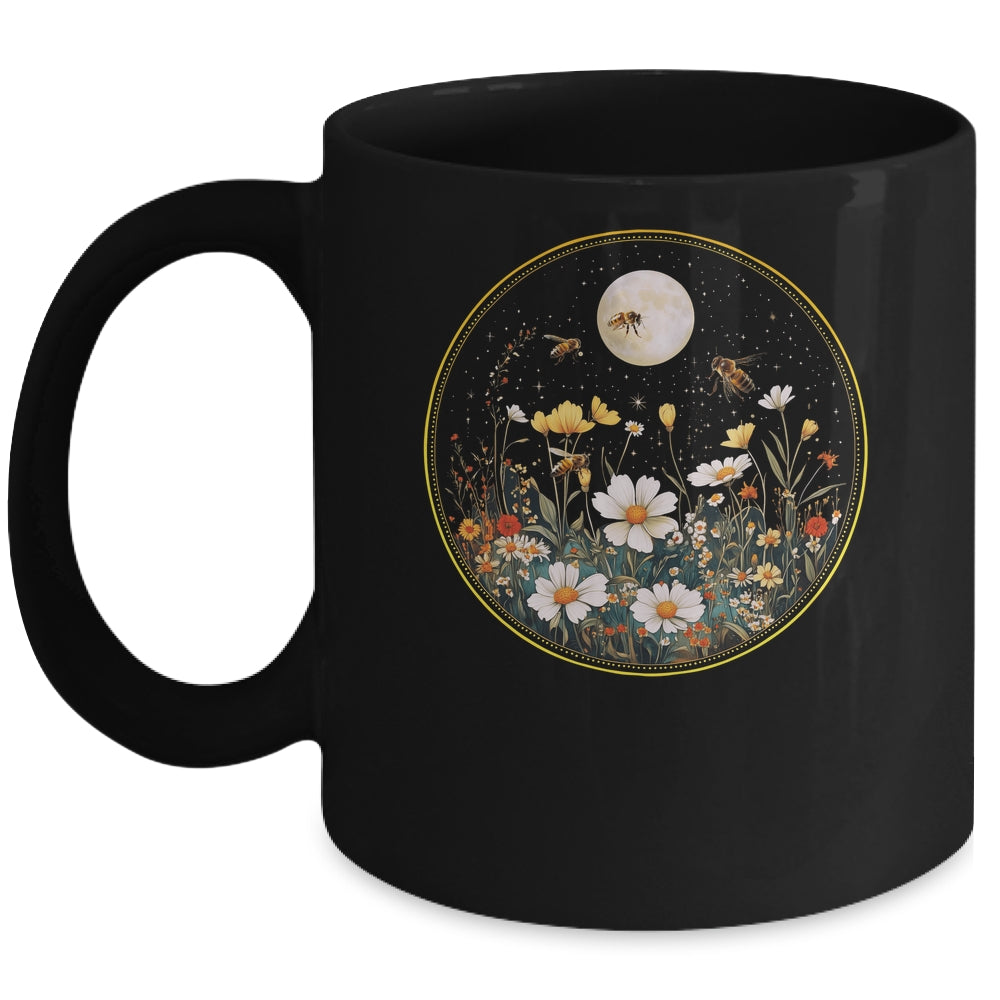 Bees Wildflowers Cottagecore Vintage Flower Beekeeper Bee Mug | siriusteestore