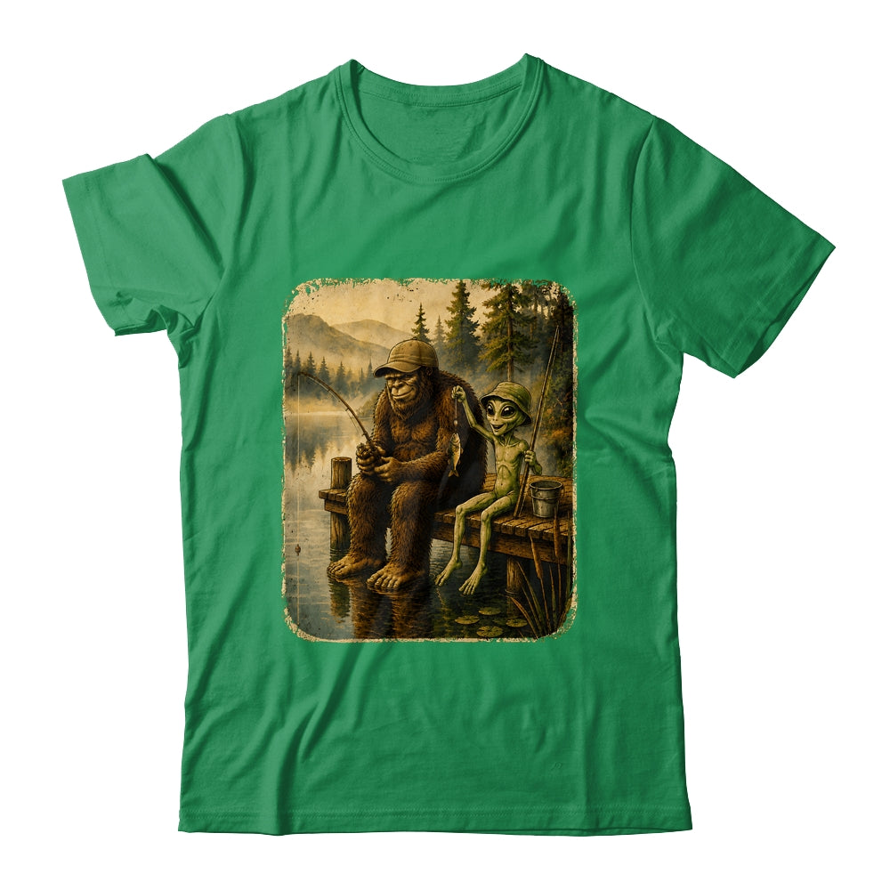Bigfoot Alien Fishing Funny Men UFO Sasquatch Lovers Camping Shirt & Hoodie | siriusteestore