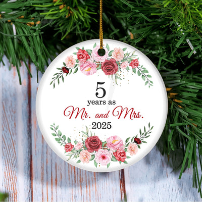 Christmas Ornaments Gifts For Couples Husband Wife Holiday 5th Wedding Anniversary 5 Years As Mr & Mrs 2025 Decoration Christmas Tree Ornament | siriusteestore