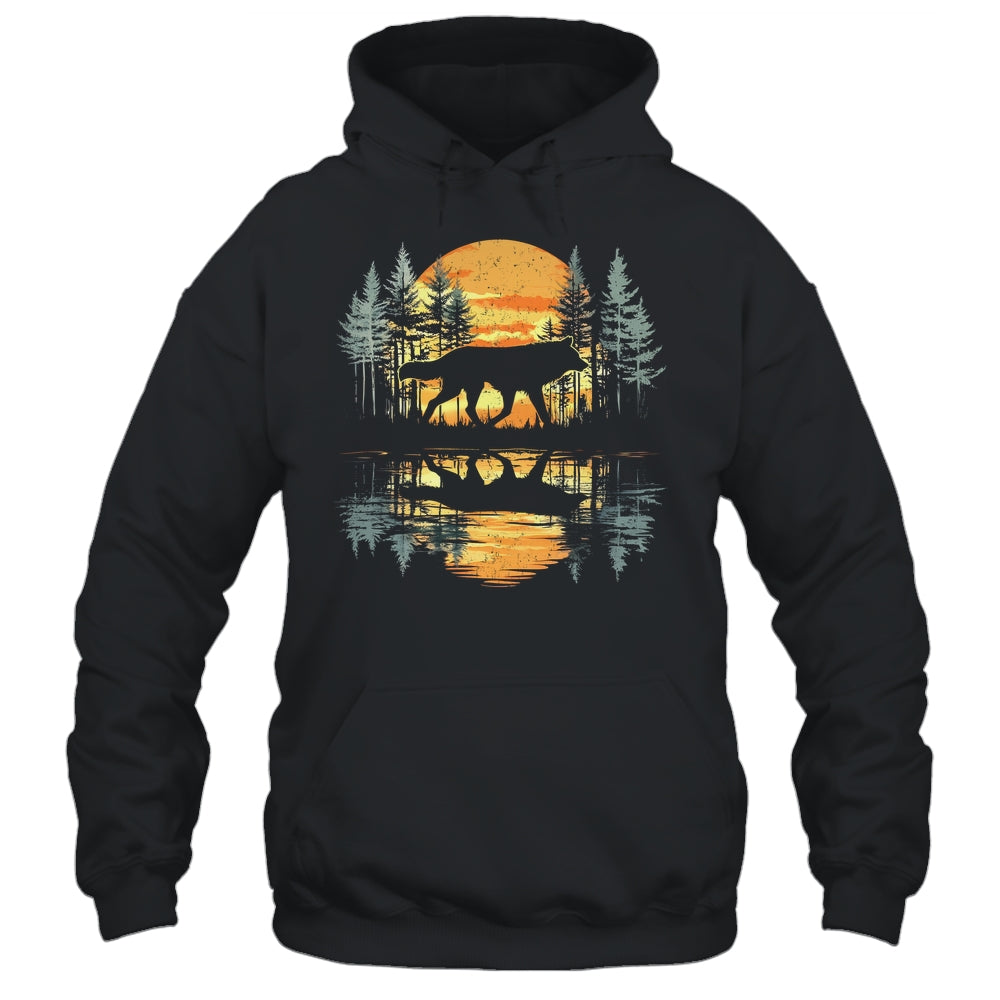 Cool Graphic Wolf Nature Lovers Wildlife Explorers Men Women Shirt & Hoodie | siriusteestore