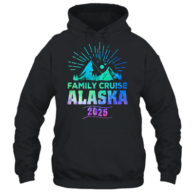 Cool Matching Family Friends And Group Alaska Cruise 2025 Shirt & Tank Top | siriusteestore