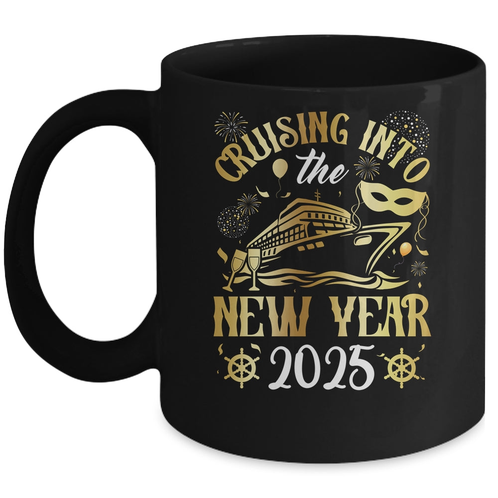Cruising Into The New Year 2025 Family New Year Trip 2025 Mug | siriusteestore