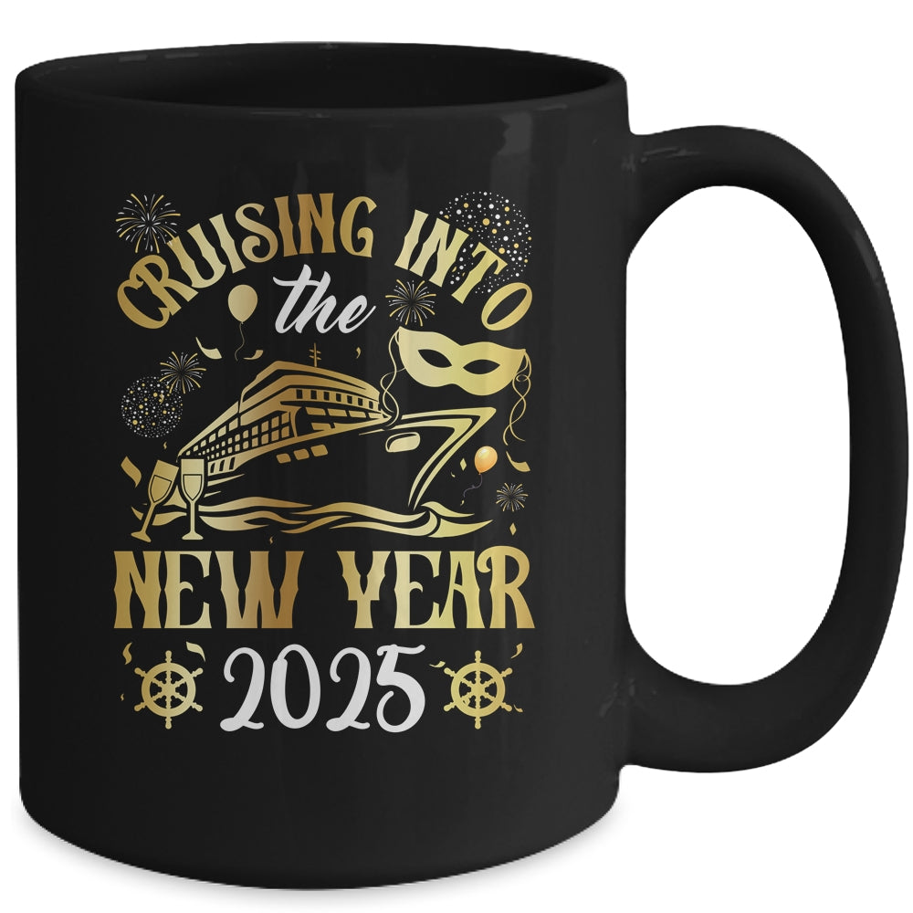Cruising Into The New Year 2025 Family New Year Trip 2025 Mug | siriusteestore