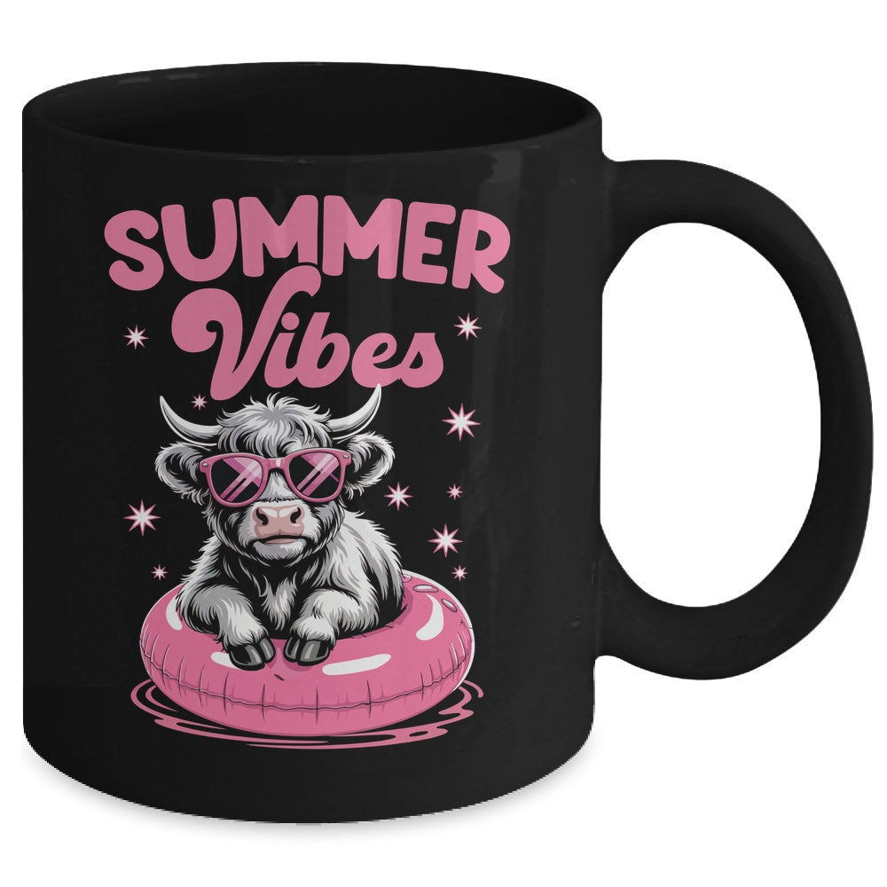 Cute Hello Summer Vibes Highland Cow Funny Beach Vacation Mug | siriusteestore