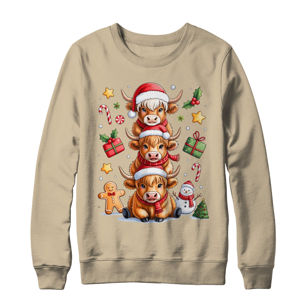 Cute Highland Cow Christmas Tree Fluffy Cow Santa Hat Shirt & Sweatshirt | siriusteestore