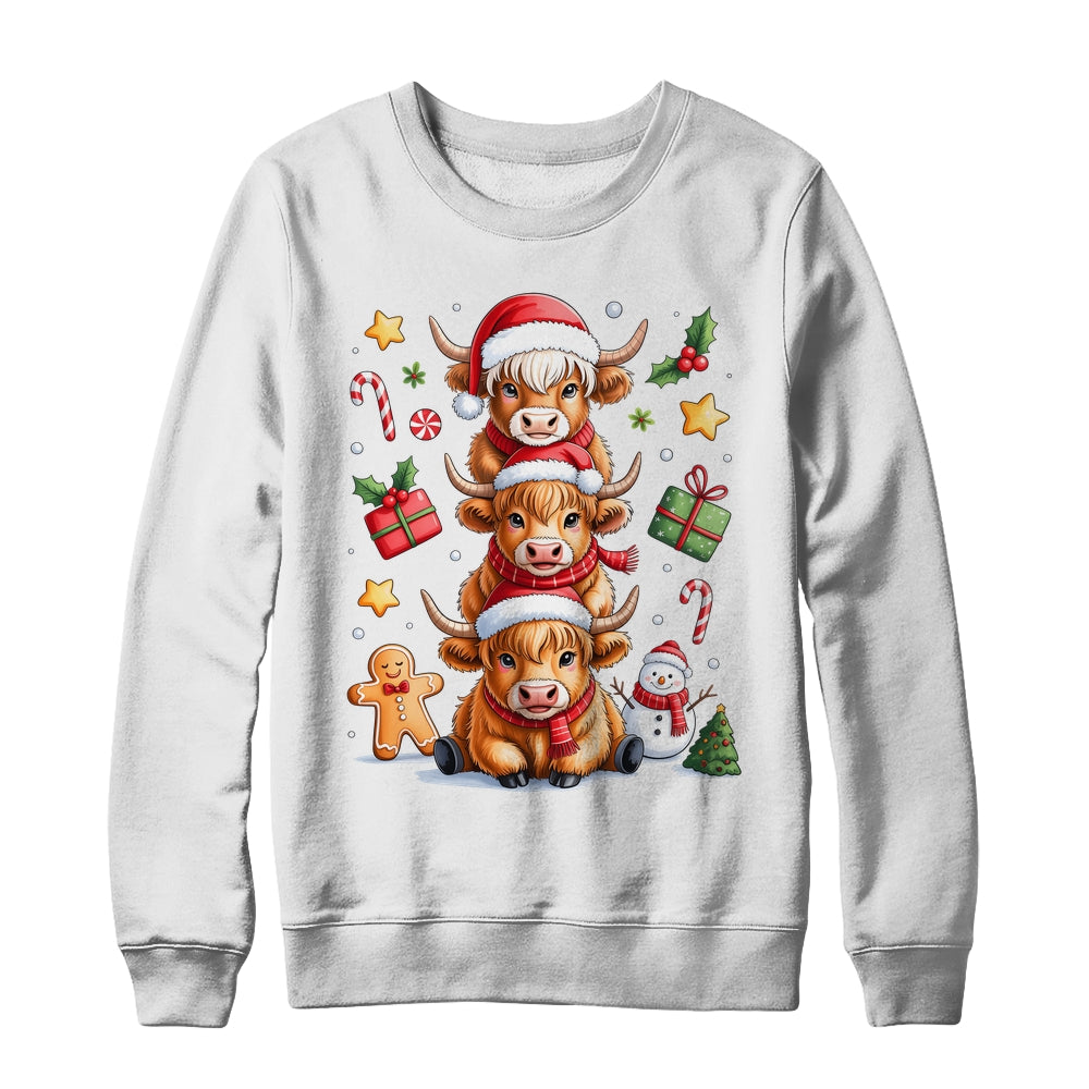 Cute Highland Cow Christmas Tree Fluffy Cow Santa Hat Shirt & Sweatshirt | siriusteestore