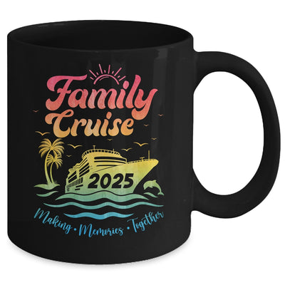 Family Cruise 2025 Family Vacation Making Memories Together Mug | siriusteestore