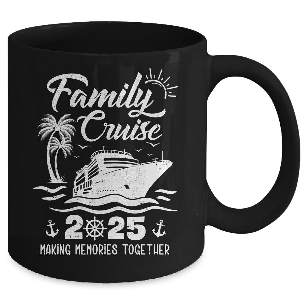 Family Cruise Squad 2025 Vacation Matching Family Together Mug | siriusteestore