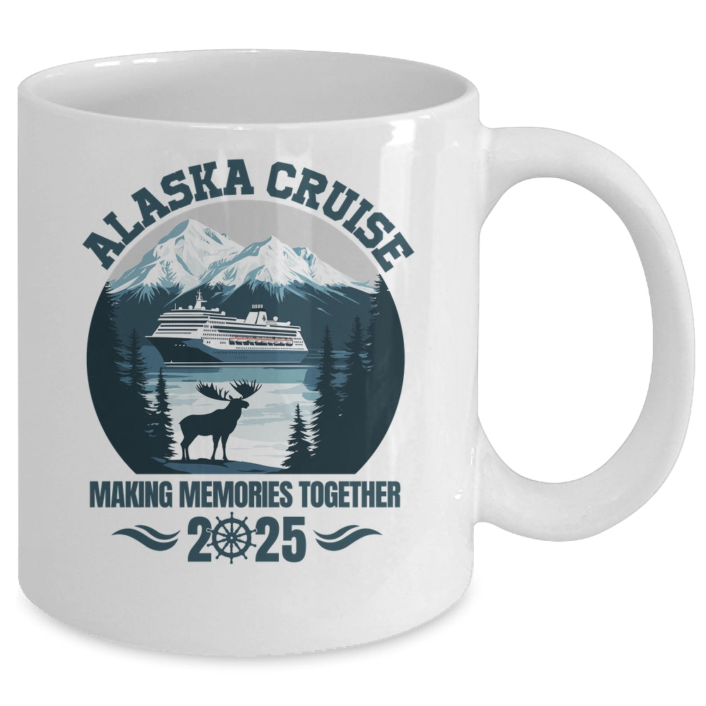 Family Friends Group Alaskan Alaska Cruise 2025 Matching Mug | siriusteestore