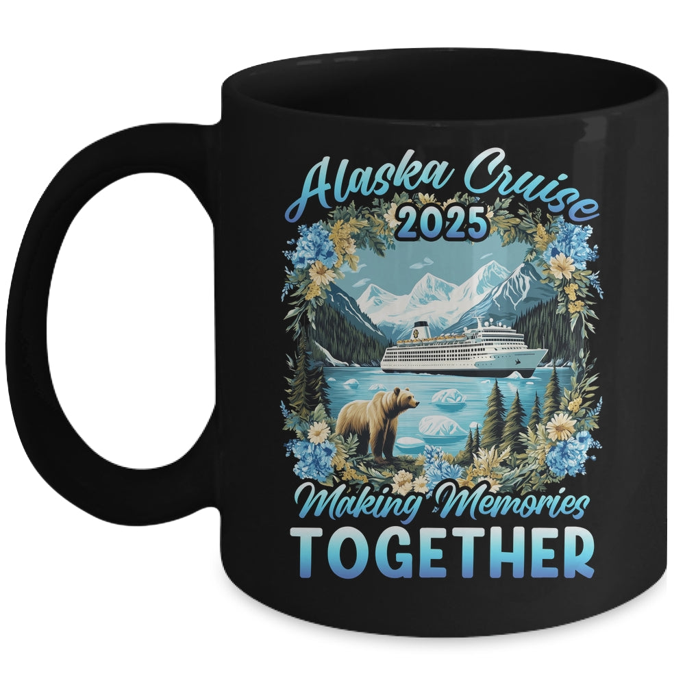 Family Friends Matching Group Alaskan Alaska Cruise 2025 Mug | siriusteestore