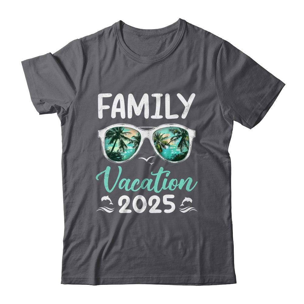 Family Vacation 2025 Family Group Matching Summer Beach Trip Shirt & Tank Top | siriusteestore