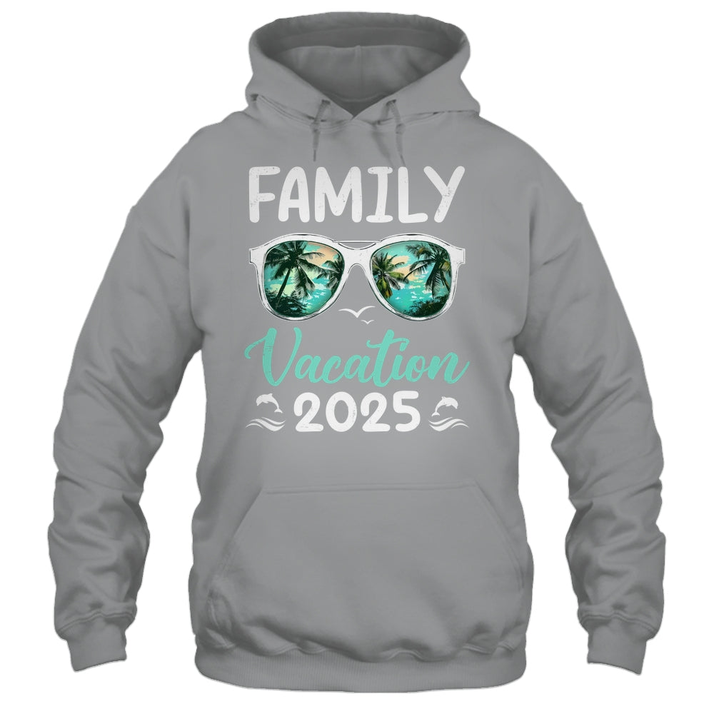 Family Vacation 2025 Family Group Matching Summer Beach Trip Shirt & Tank Top | siriusteestore