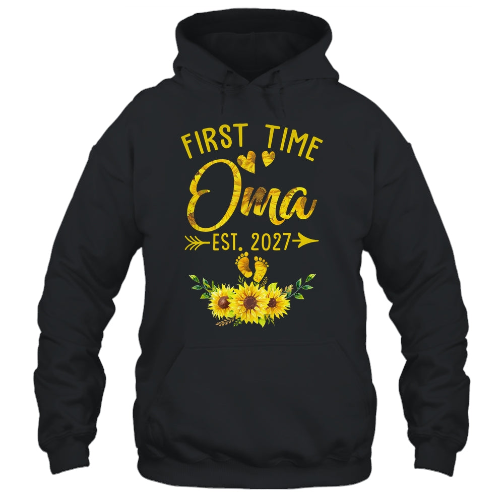 First Time Oma Est 2027 Sunflower Promoted To Oma Shirt & Tank Top | siriusteestore