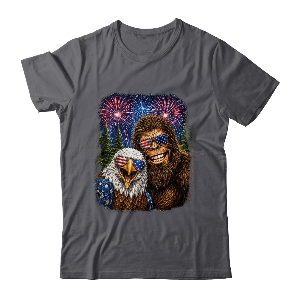 Funny Bigfoot Eagle Selfie Rock On 4Th Of July Men Women Shirt & Hoodie | siriusteestore