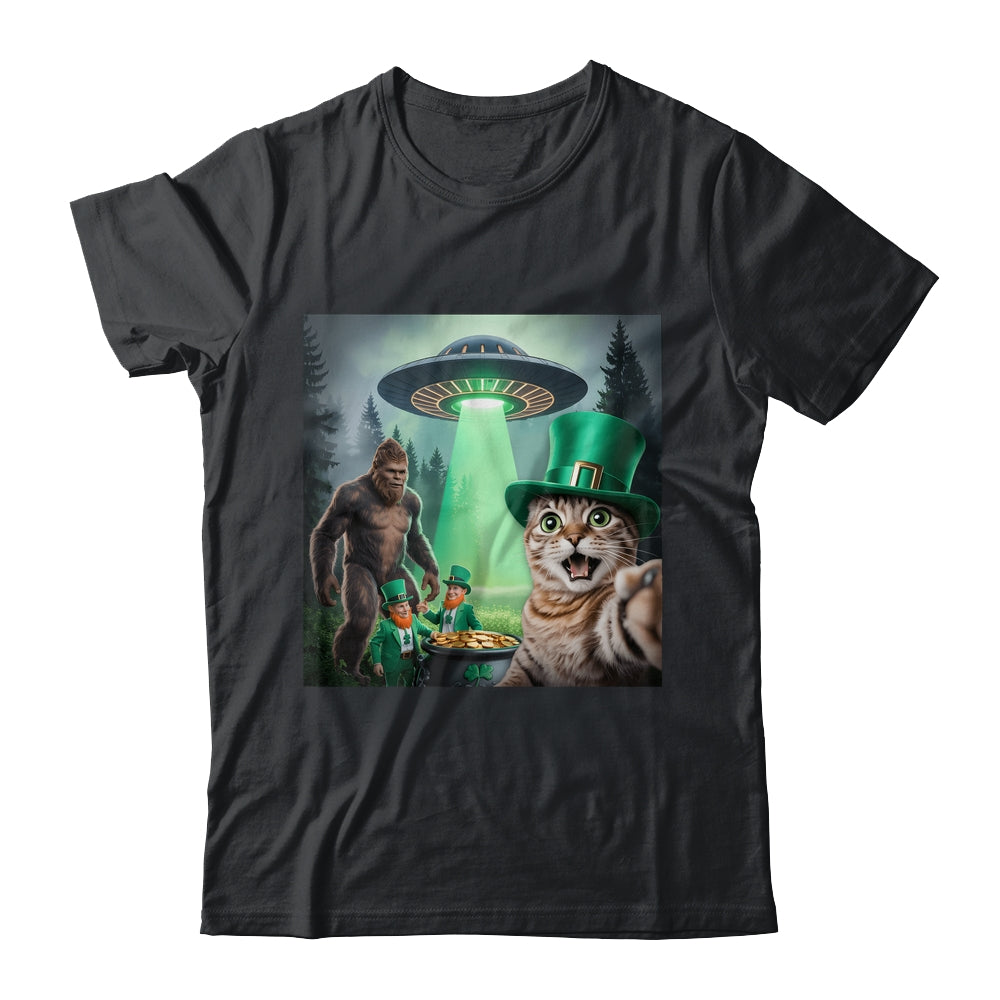 Funny St Patricks Day Cat Selfie With Leprechaun Bigfoot UFO Shirt & Hoodie | siriusteestore