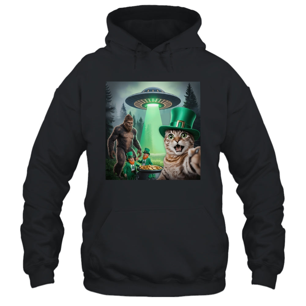Funny St Patricks Day Cat Selfie With Leprechaun Bigfoot UFO Shirt & Hoodie | siriusteestore