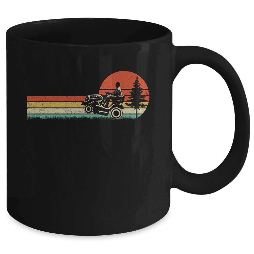 Gardener Lawn Mowing Mower Retro Groundskeeper For Men Women Mug | siriusteestore