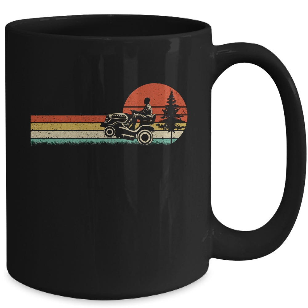 Gardener Lawn Mowing Mower Retro Groundskeeper For Men Women Mug | siriusteestore