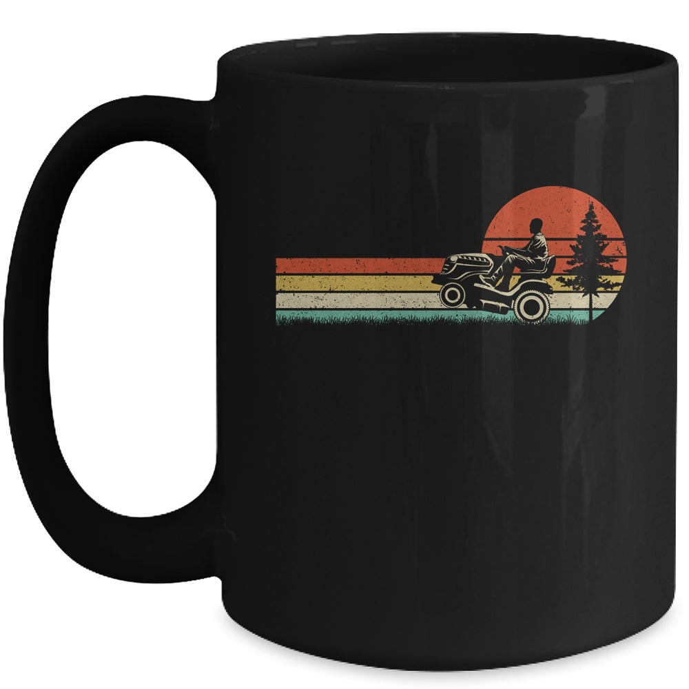 Gardener Lawn Mowing Mower Retro Groundskeeper For Men Women Mug | siriusteestore