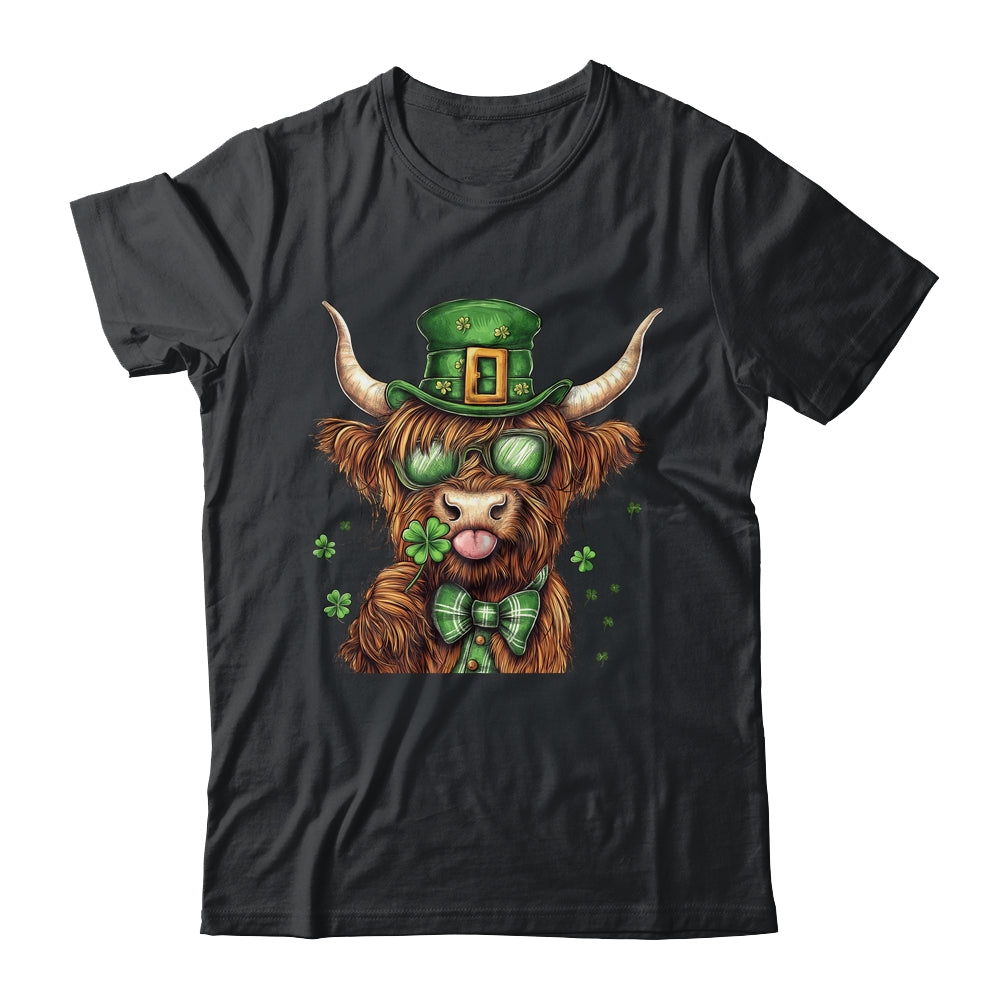 Highland Cow St. Patrick's Day Retro Coquette St Patty's Day Shirt & Sweatshirt | siriusteestore