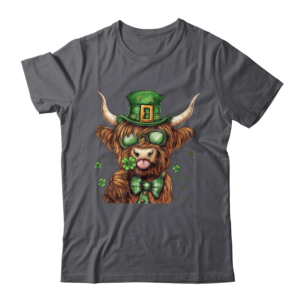 Highland Cow St. Patrick's Day Retro Coquette St Patty's Day Shirt & Sweatshirt | siriusteestore