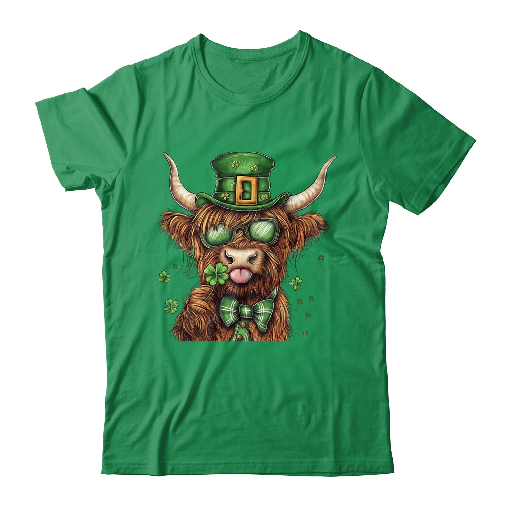 Highland Cow St. Patrick's Day Retro Coquette St Patty's Day Shirt & Sweatshirt | siriusteestore