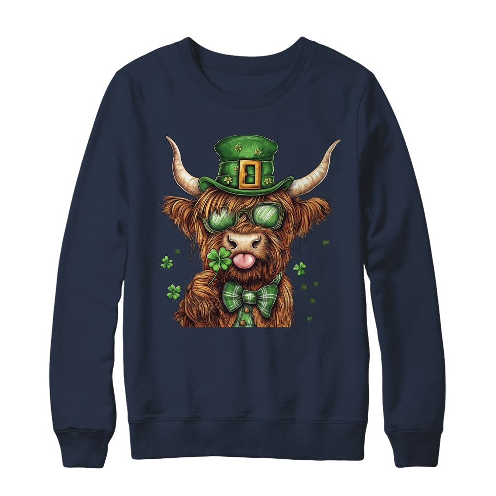Highland Cow St. Patrick's Day Retro Coquette St Patty's Day Shirt & Sweatshirt | siriusteestore