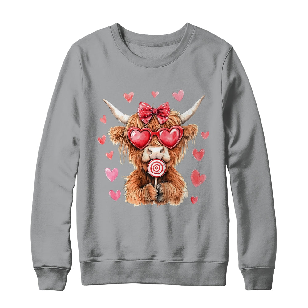 Highland Cow Valentine Coquette Valentine's Day Retro Heart Shirt & Sweatshirt | siriusteestore