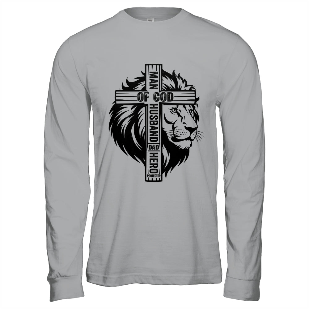 Man Of God Christian Dad For Husband Lion Men Father's Day Shirt & Hoodie | siriusteestore