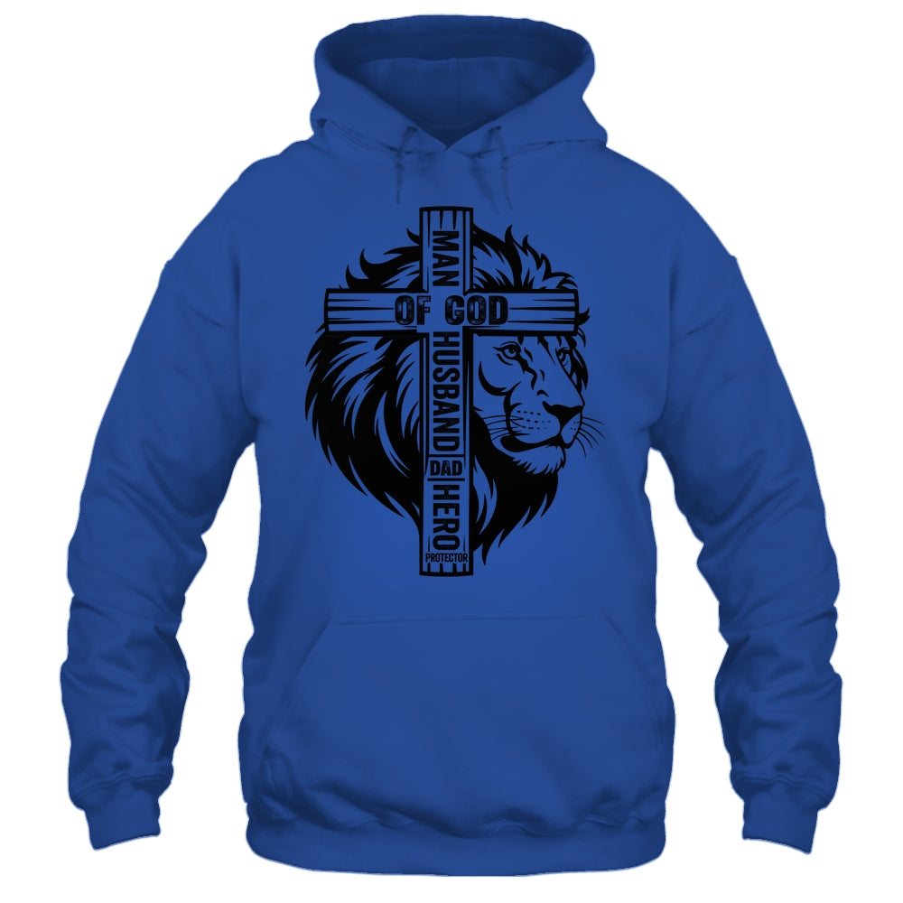 Man Of God Christian Dad For Husband Lion Men Father's Day Shirt & Hoodie | siriusteestore