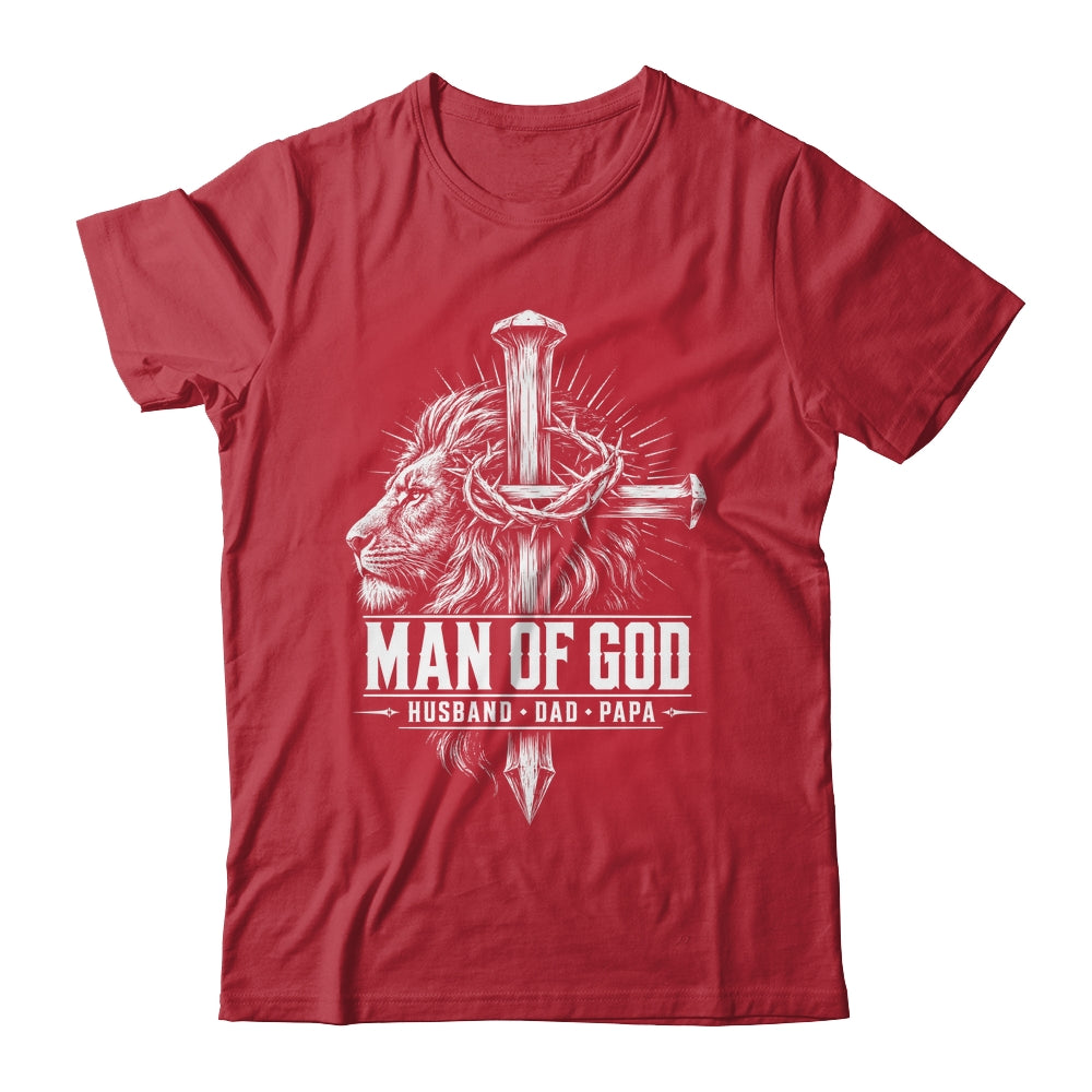 Man Of God Husband Dad Papa Lion Christian Father'S Day Men Shirt & Hoodie | siriusteestore