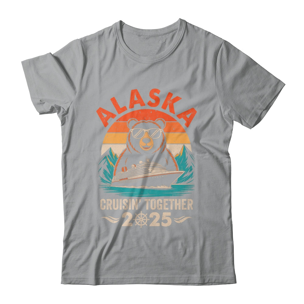 Matching Family Friends And Group Crusin' Alaska Cruise 2025 Shirt & Hoodie | siriusteestore