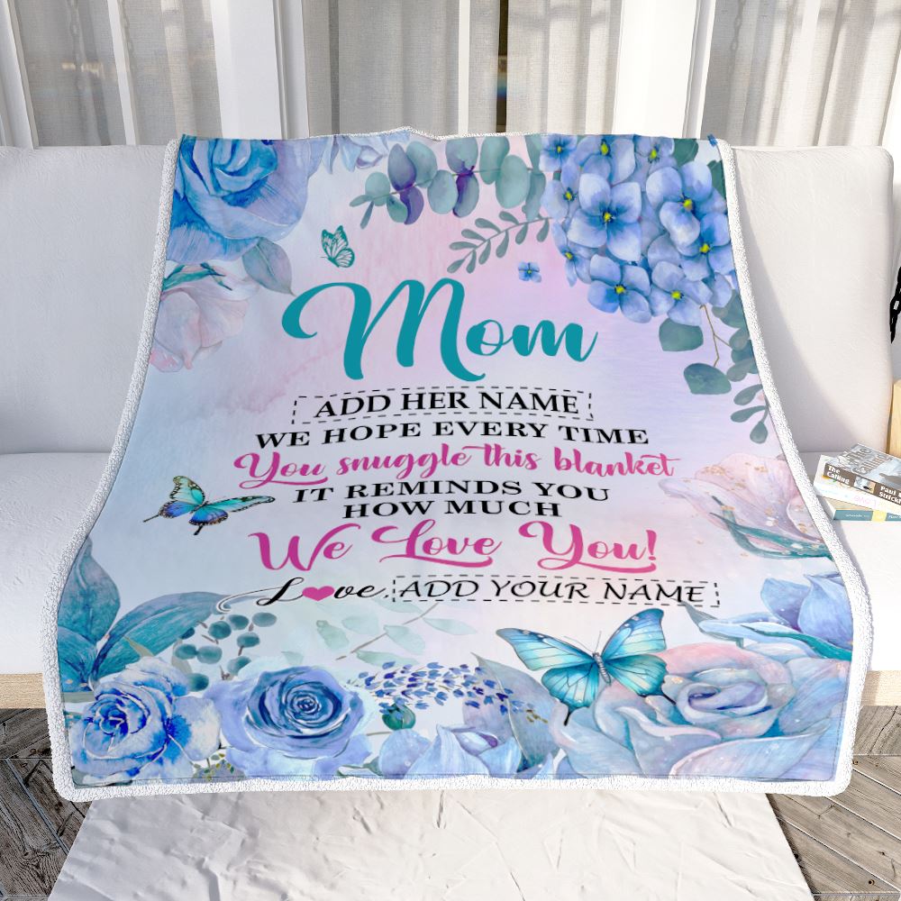 Personalized Mom Blanket From Daughter Son Floral Print We Love You Mom Mothers Day Birthday Gifts Thanksgiving Christmas Customized Fleece Blanket | siriusteestore