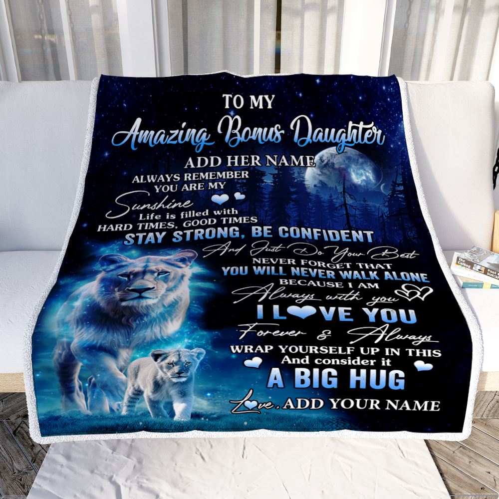 Personalized To My Amazing Bonus Daughter Lion Blanket From Stepmother My Sunshine Stepdaughter Birthday Gifts Christmas Customized Fleece Throw Blanket | siriusteestore