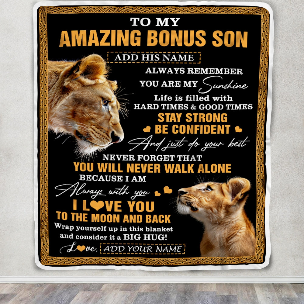 Personalized To My Amazing Bonus Son Blanket From Bonus Mom Stepmom Lion It A Big Hug Stepson Birthday Gifts Graduation Christmas Custom Fleece Throw Blanket | siriusteestore