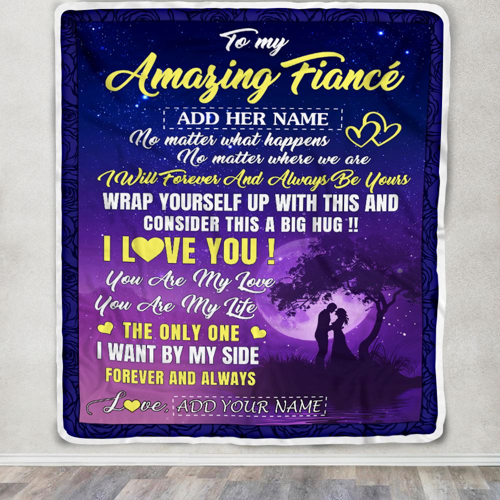 Personalized To My Amazing Fiancé Blanket Big Hug For Future Husband Birthday Gifts Anniversary Romantic Gifts Valentines Day For Him Christmas Fleece Blanket | siriusteestore