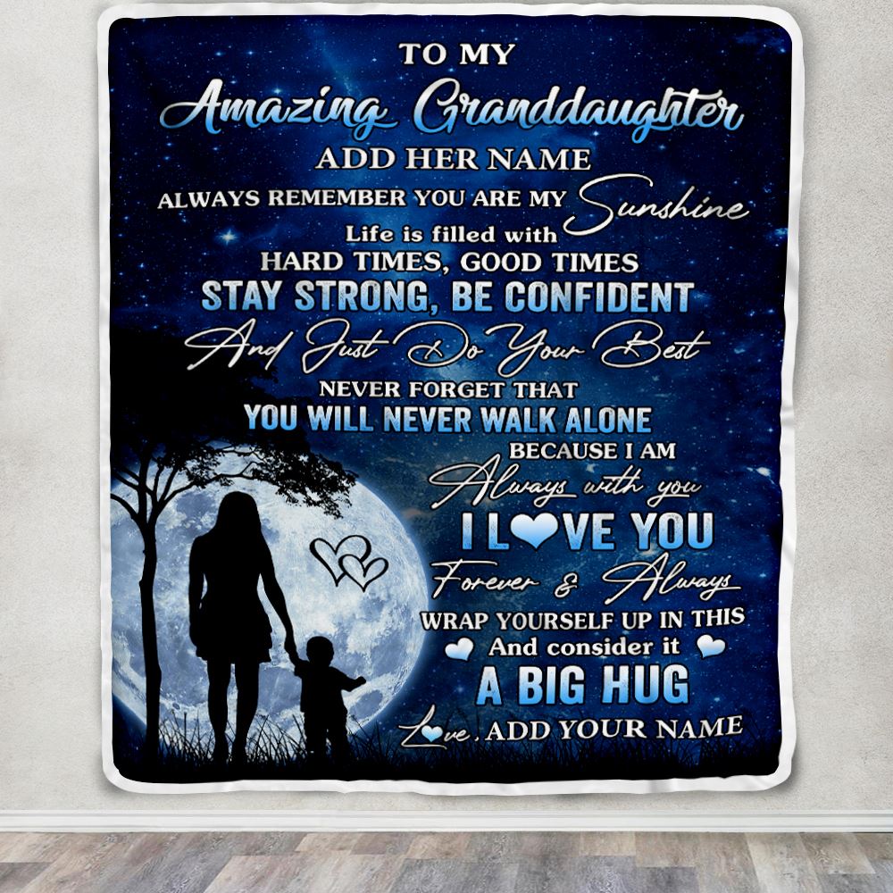 Personalized To My Amazing Granddaughter Blanket From Grandma My Sunshine Granddaughter Birthday Gifts Graduation Christmas Fleece Throw Blanket | siriusteestore
