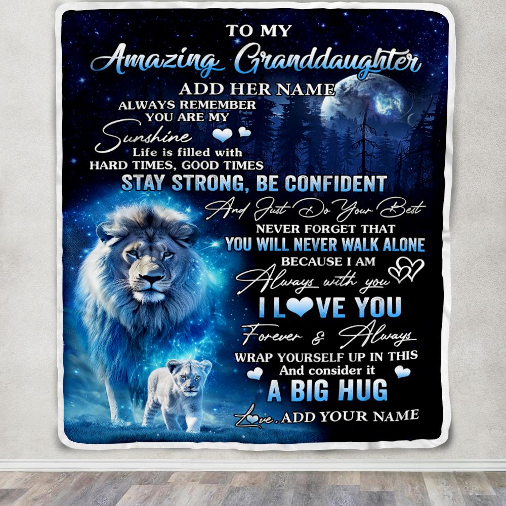 Personalized To My Amazing Granddaughter Lion Blanket From Grandpa Papa My Sunshine Granddaughter Birthday Gifts Graduation Christmas Fleece Throw Blanket | siriusteestore