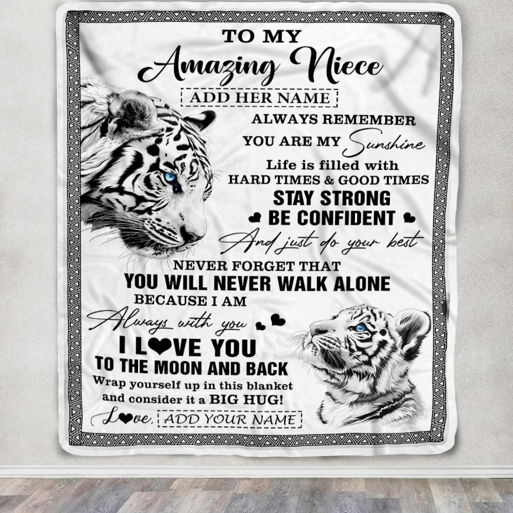 Personalized To My Amazing Niece Blanket From Aunt Uncle Auntie White Tiger It A Big Hug Niece Birthday Gifts Graduation Christmas Customized Fleece Blanket | siriusteestore