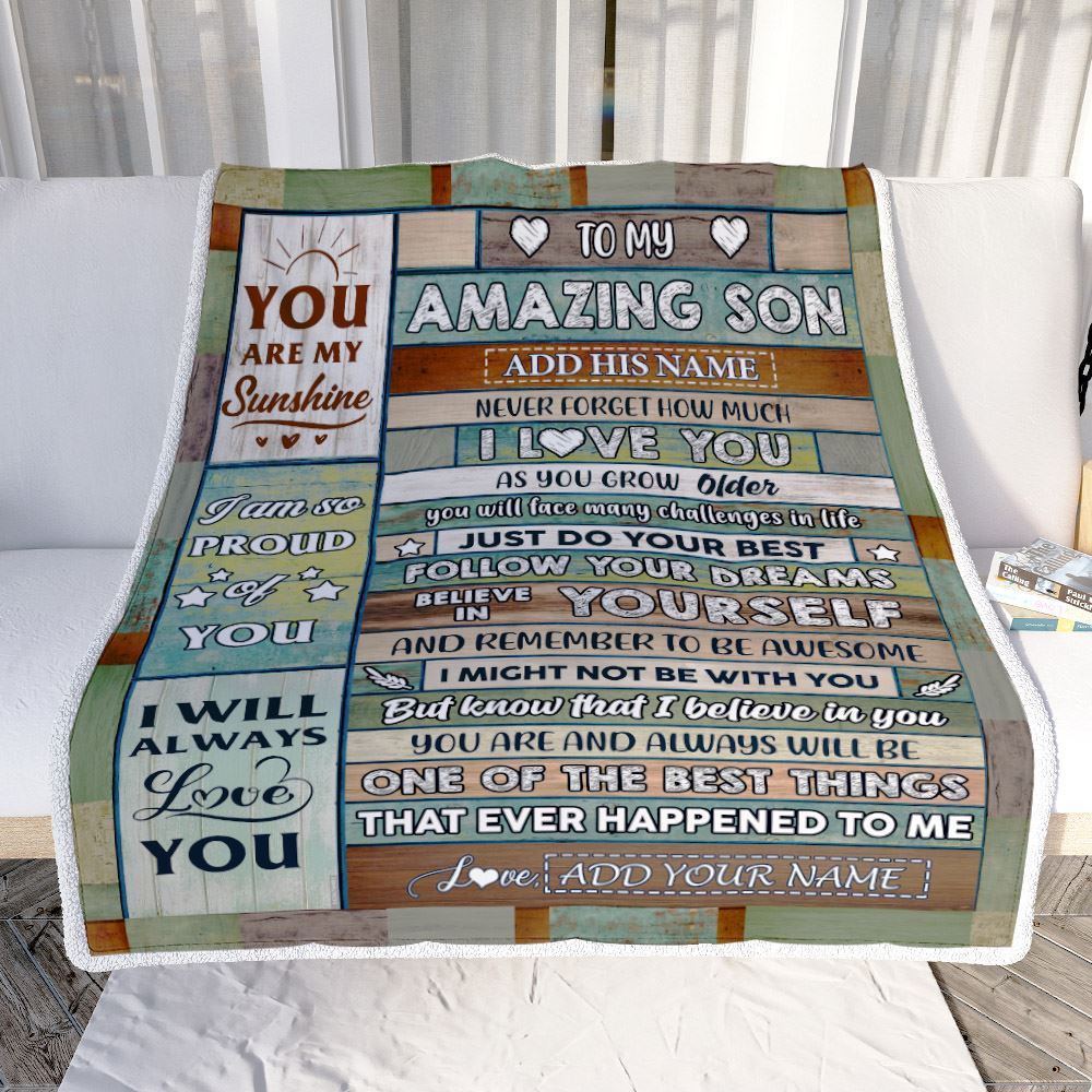 Personalized To My Amazing Son Gifts Blanket From Mom Dad Mother Wood Your Dream Gifts For Son Birthday Gifts Graduation Christmas Customized Fleece Blanket | siriusteestore