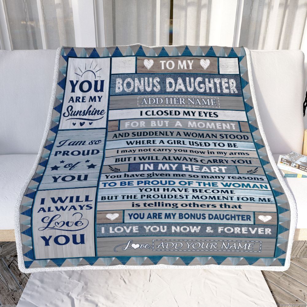 Personalized To My Bonus Daughter Blanket From Step Mom Wood I Closed My Eyes Gifts For Stepdaughter Birthday Gifts Graduation Christmas Fleece Blanket | siriusteestore
