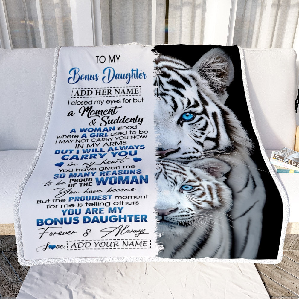 Personalized To My Bonus Daughter Blanket From Stepmother Dad I Close My Eyes White Tiger Stepdaughter Birthday Gifts Graduation Christmas Fleece Blanket | siriusteestore