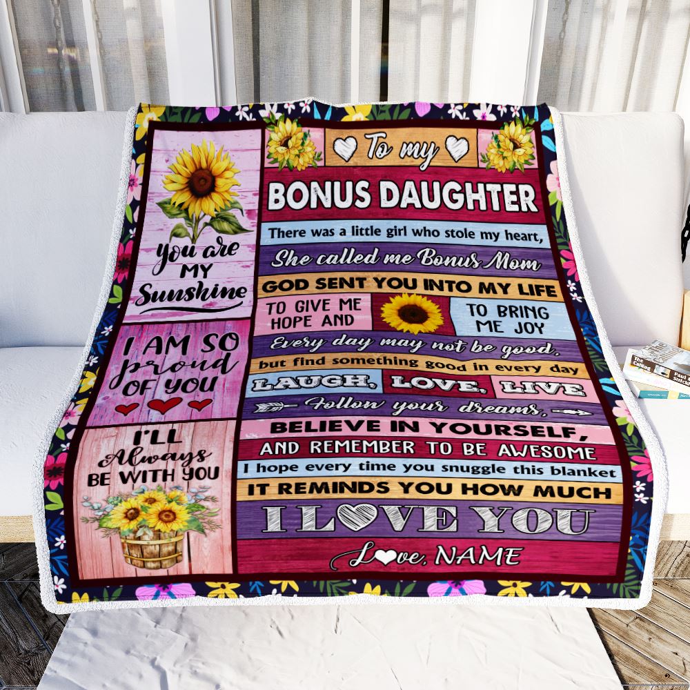 Personalized To My Bonus Daughter From Bonus Mom Blanket Wood Sunflower Little Girl Birthday Gifts Stepdaughter Graduation Christmas Customized Fleece Blanket | siriusteestore