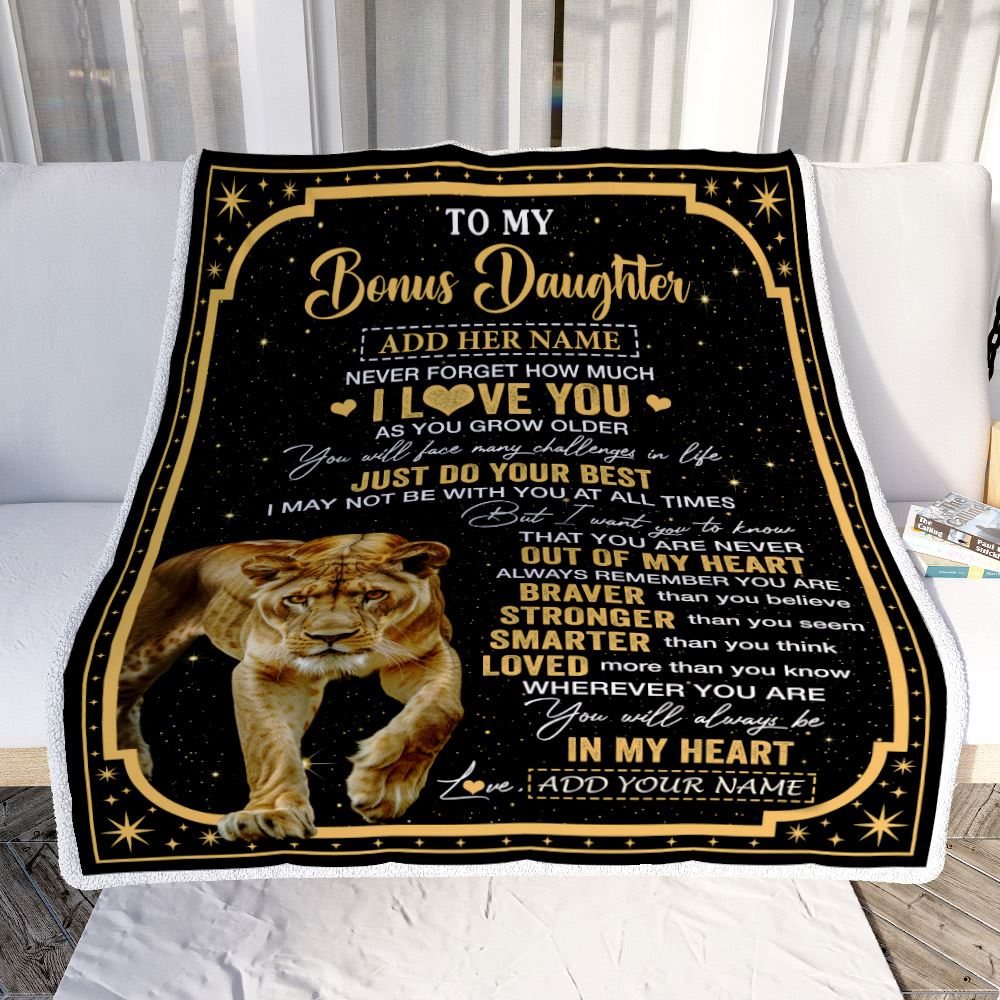 Personalized To My Bonus Daughter Gifts From Step Mom Dad Blanket Lion I Love You Graduation Birthday Gifts For Stepdaughter Christmas Customized Fleece Blanket | siriusteestore