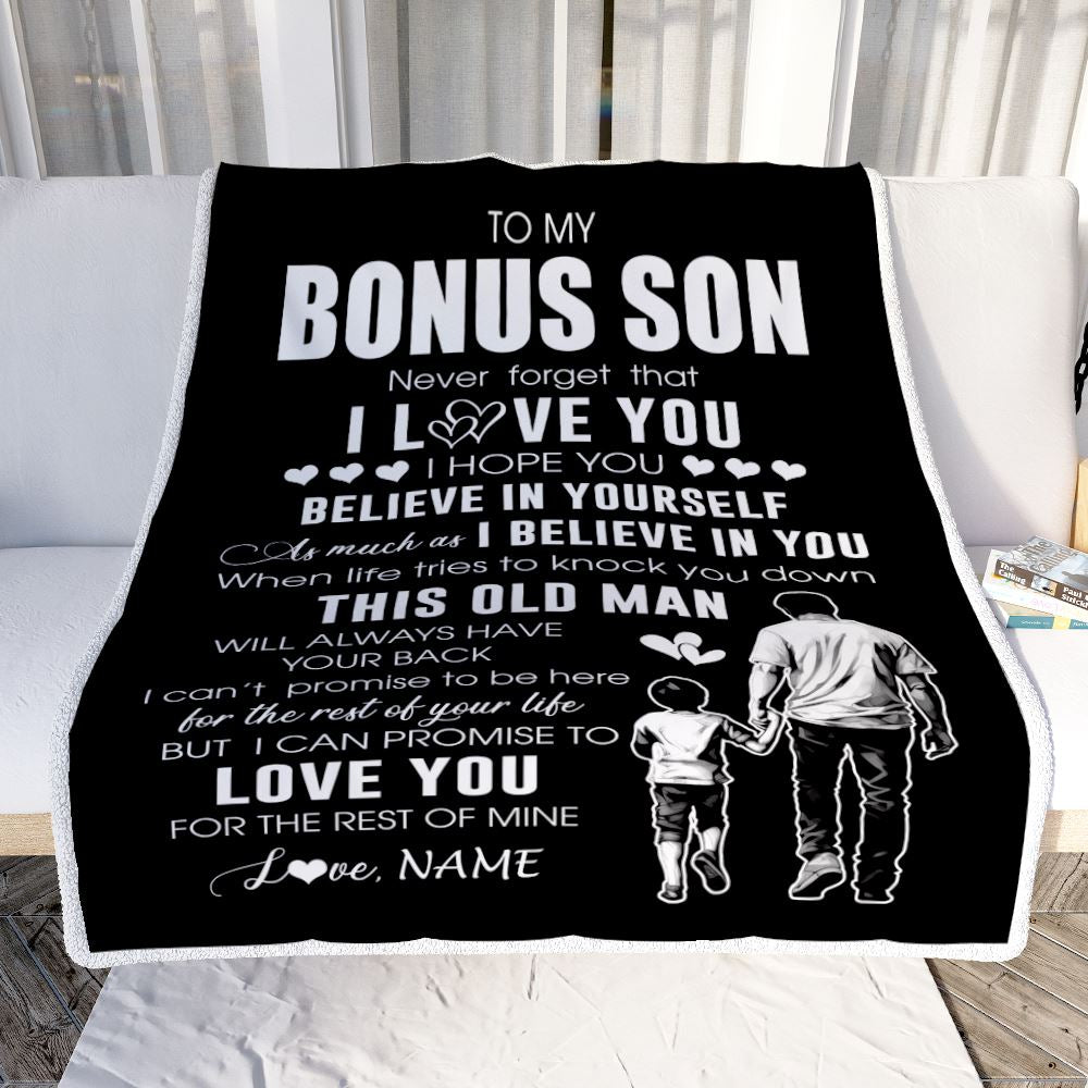 Personalized To My Bonus Son Blanket From Stepdad This Old Man Love You Stepson Birthday Gifts Graduation Christmas Customized Bed Fleece Throw Blanket | siriusteestore