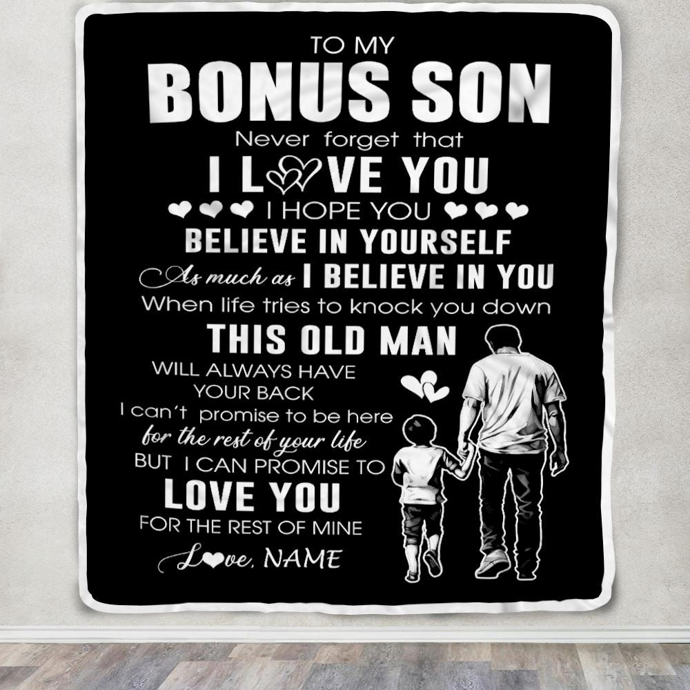 Personalized To My Bonus Son Blanket From Stepdad This Old Man Love You Stepson Birthday Gifts Graduation Christmas Customized Bed Fleece Throw Blanket | siriusteestore