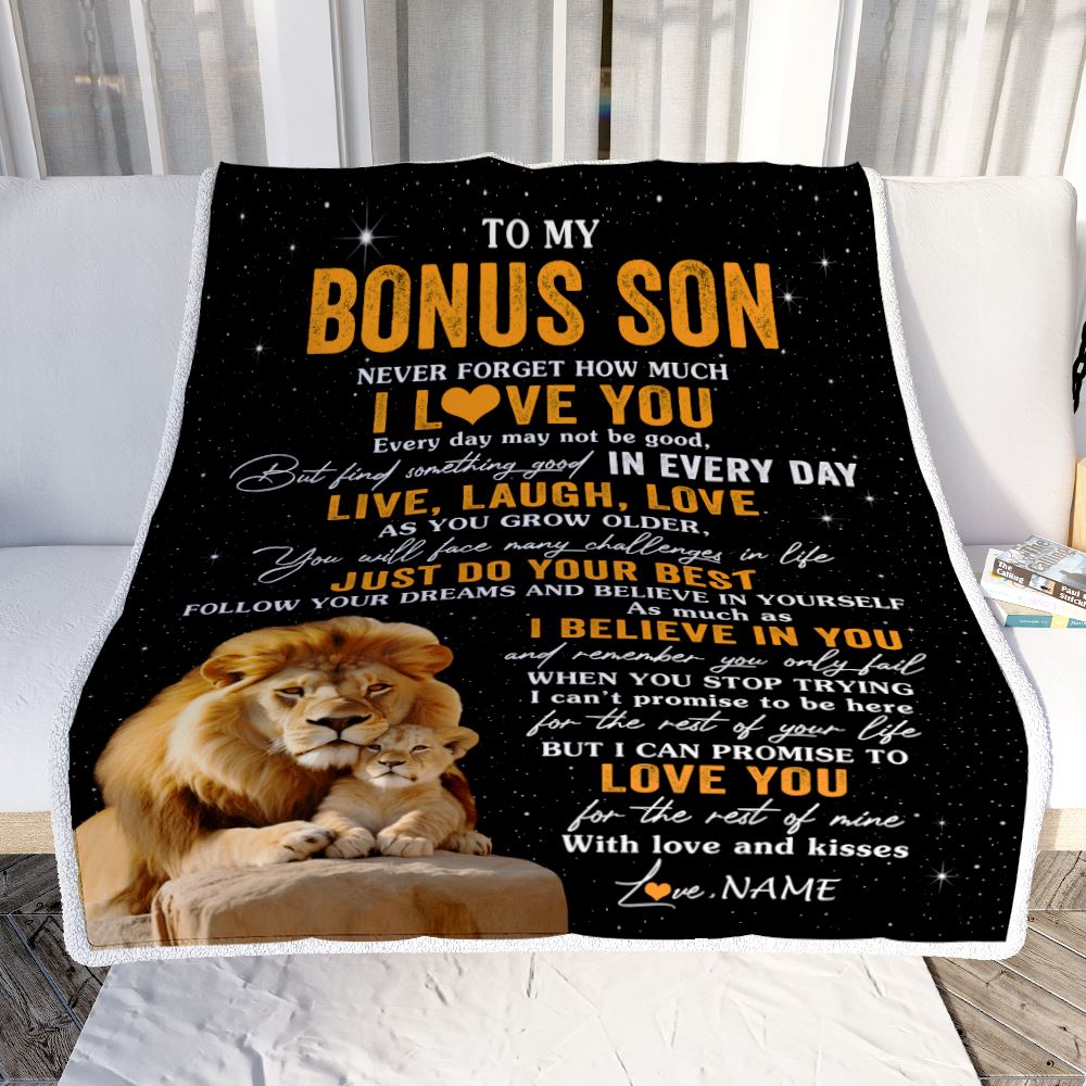 Personalized To My Bonus Son Blanket From Stepfather Stepdad Live Laugh Love Lion Stepson Birthday Gifts Positive Graduation Christmas Fleece Throw Blanket | siriusteestore