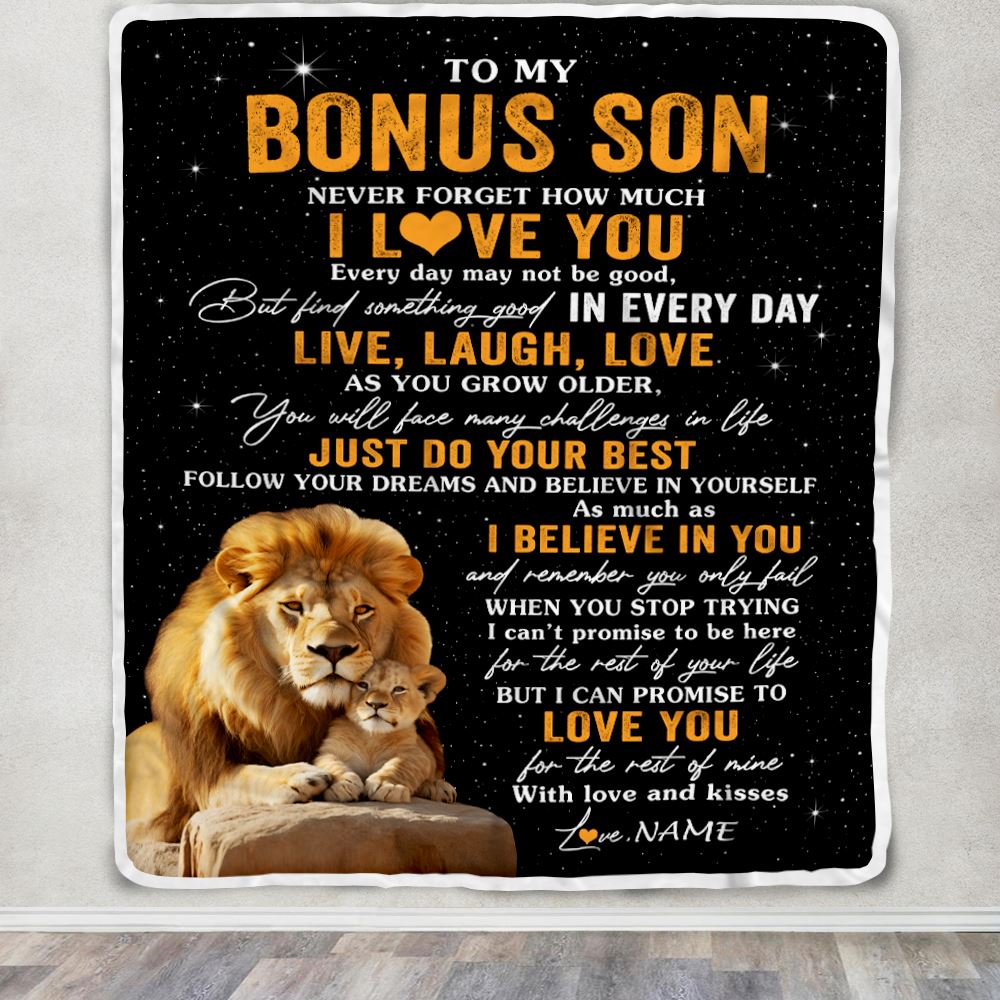 Personalized To My Bonus Son Blanket From Stepfather Stepdad Live Laugh Love Lion Stepson Birthday Gifts Positive Graduation Christmas Fleece Throw Blanket | siriusteestore
